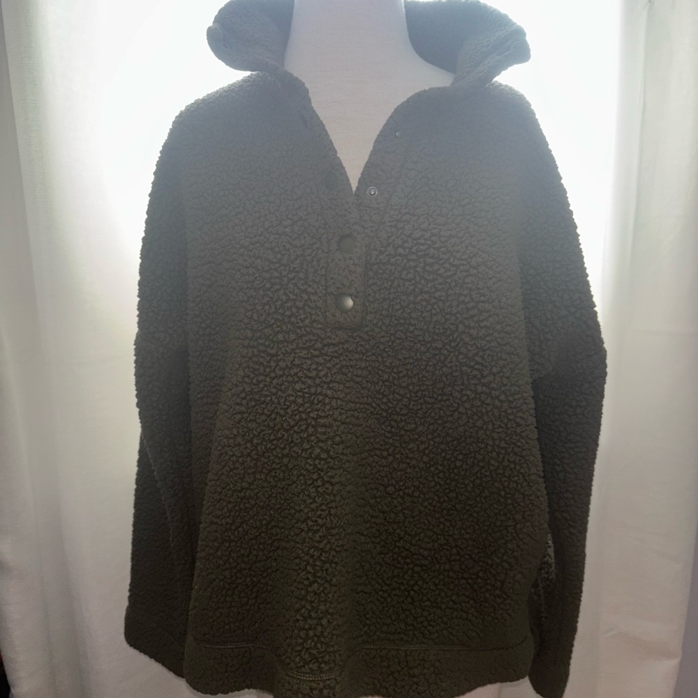 Aerie Cozy Olive Green Sherpa Pullover